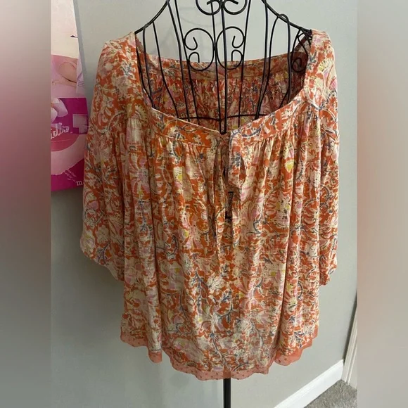 NWT Free People Floral Orange Flutter Sleeve Cropped Top in Large - Picture 7 of 7